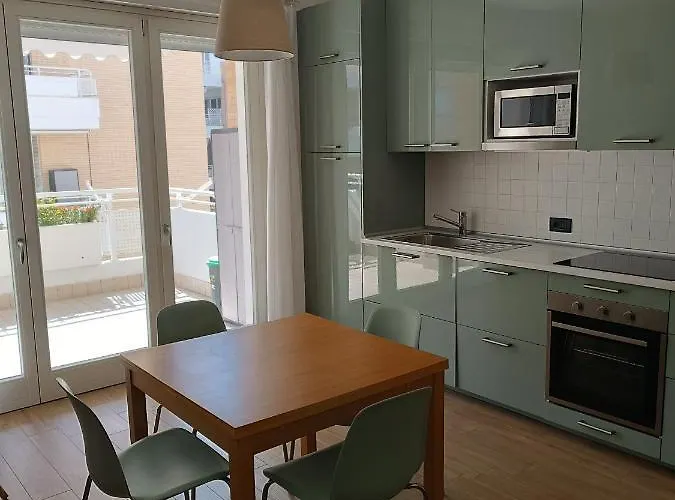 Per 4, Metro B Monti Tiburtini, Ac, Wi-fi Appartement *